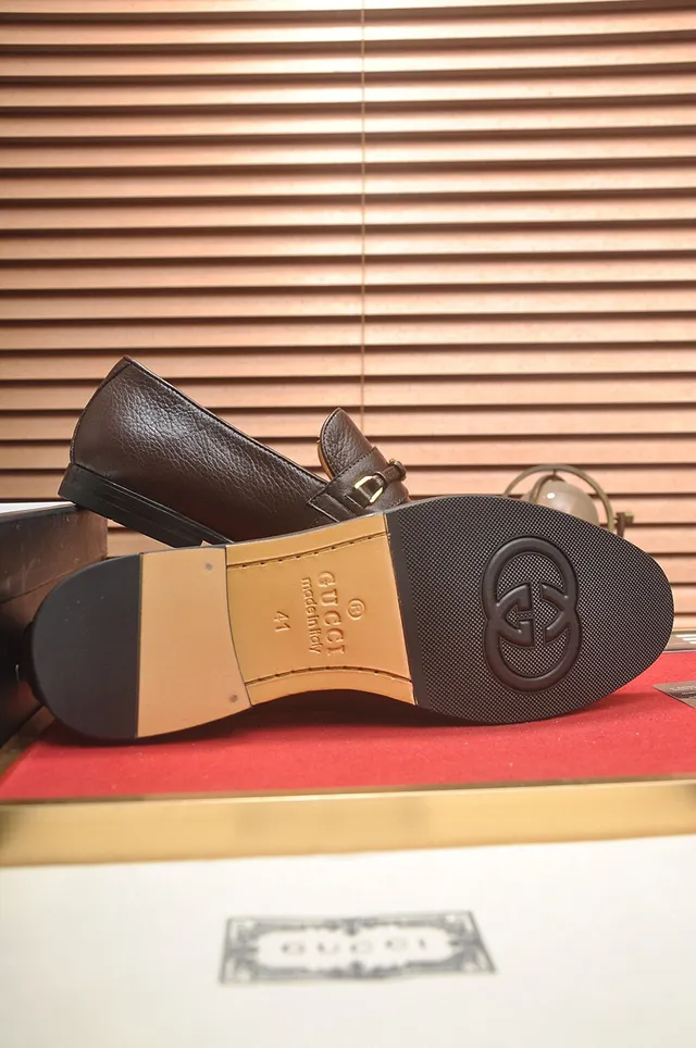 Gucci Horsebit 1955 Brown Pebbled Leather Loafers 7