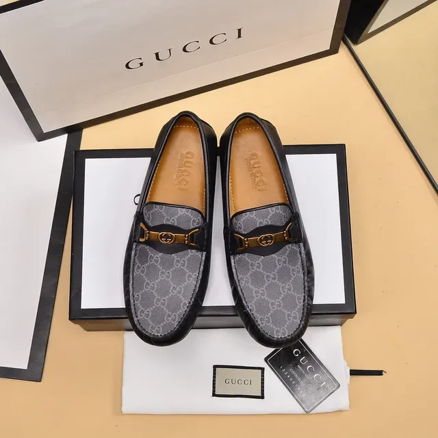 Gucci Horsebit 1955 Mocasines Gris y Negro GG Monogram 9