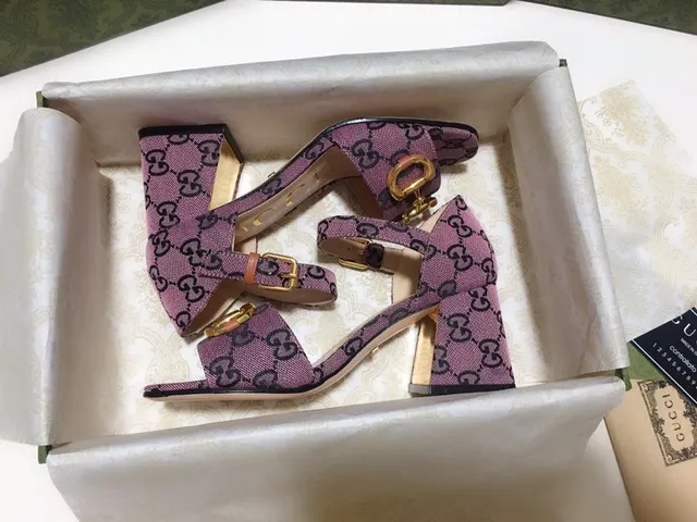 Gucci Horsebit 1955 بنفسجي أسود GG Monogram قماش ناعم لون ذهبي قفل كعب كتلي 2