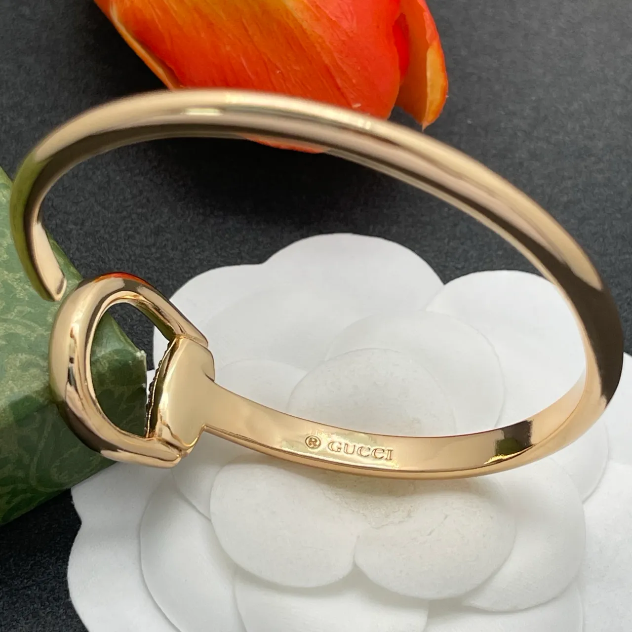 Gucci Horsebit 1955 গোলাপি সোনার টোন পাভে ক্রিস্টাল ব্রেসলেট 3