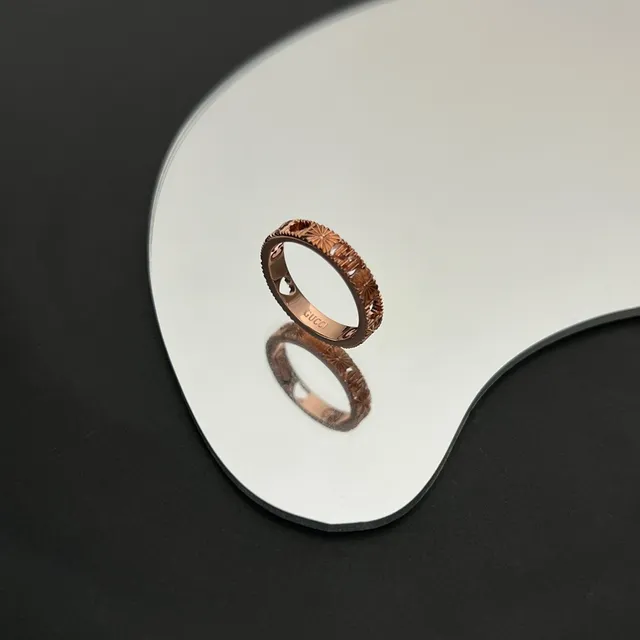 Gucci Icon Series 18K Rose Gold Star Ring 3