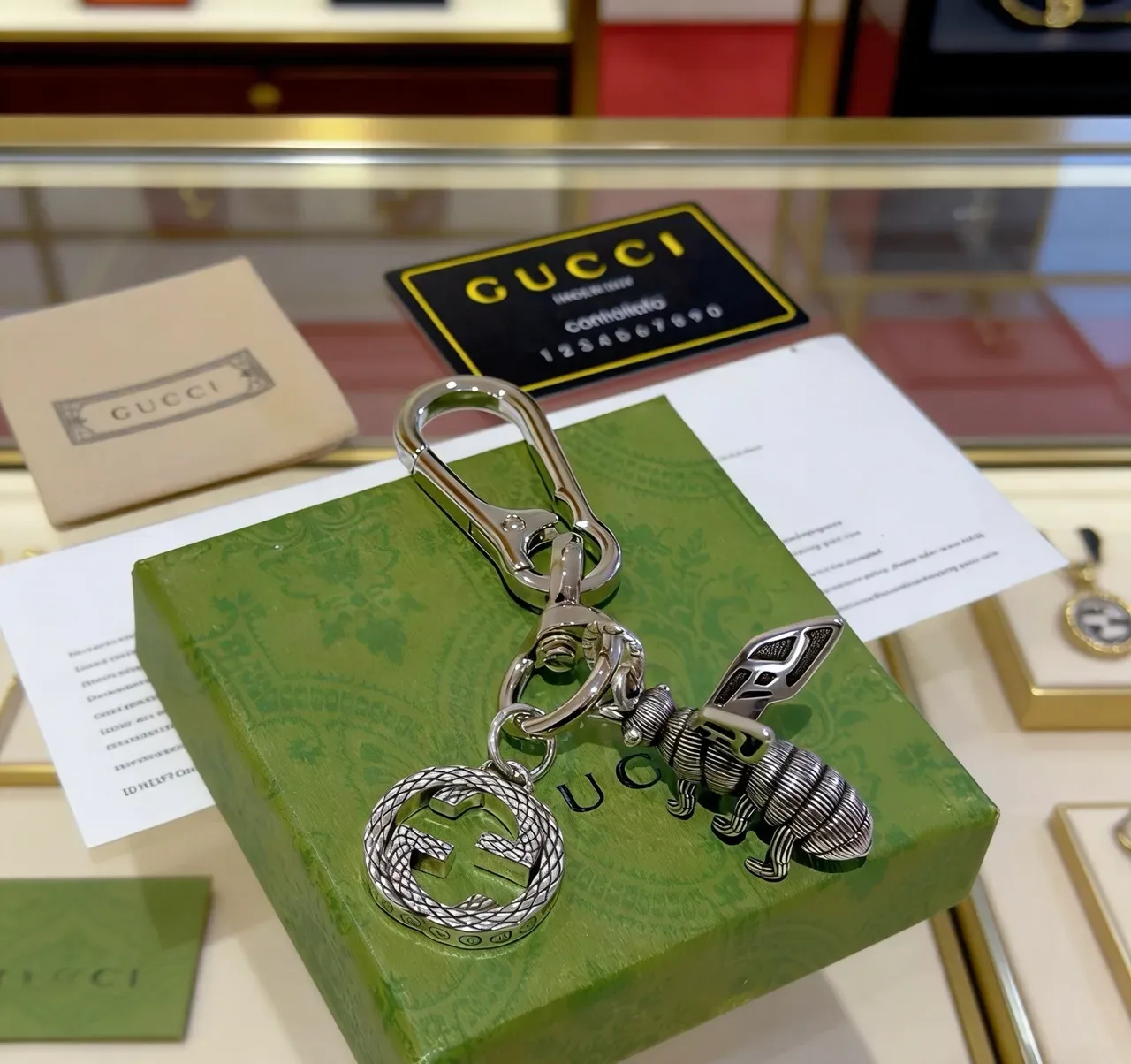 Gucci Interlocking G and Bee Keychain Silver Metal Logo Bracelet 3