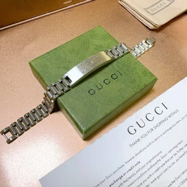 Gucci Interlocking G Logo Polished Steel Bracelet 6