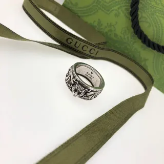Gucci Lion Head Ornate Scrollwork चांदी अंगूठी