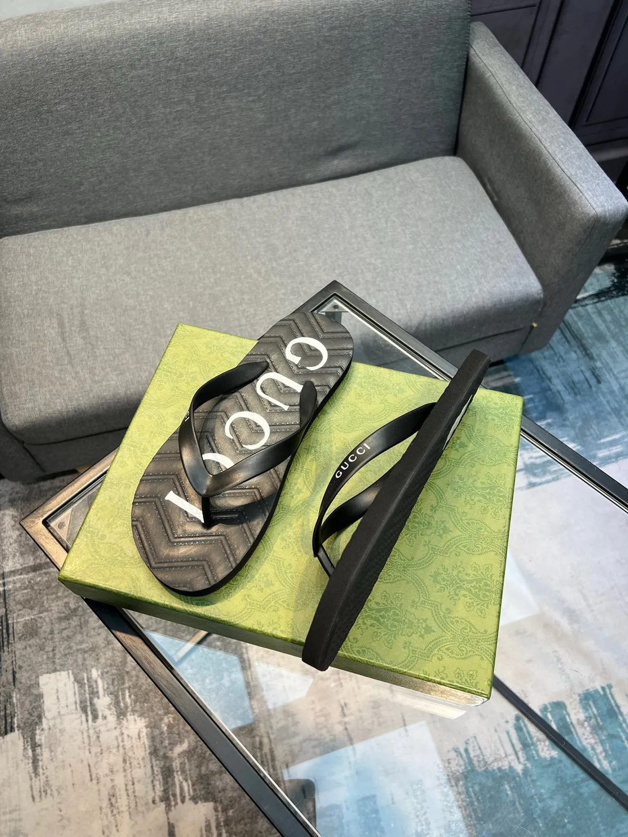 Gucci Logo-Print Zapatilhas Pretas 4