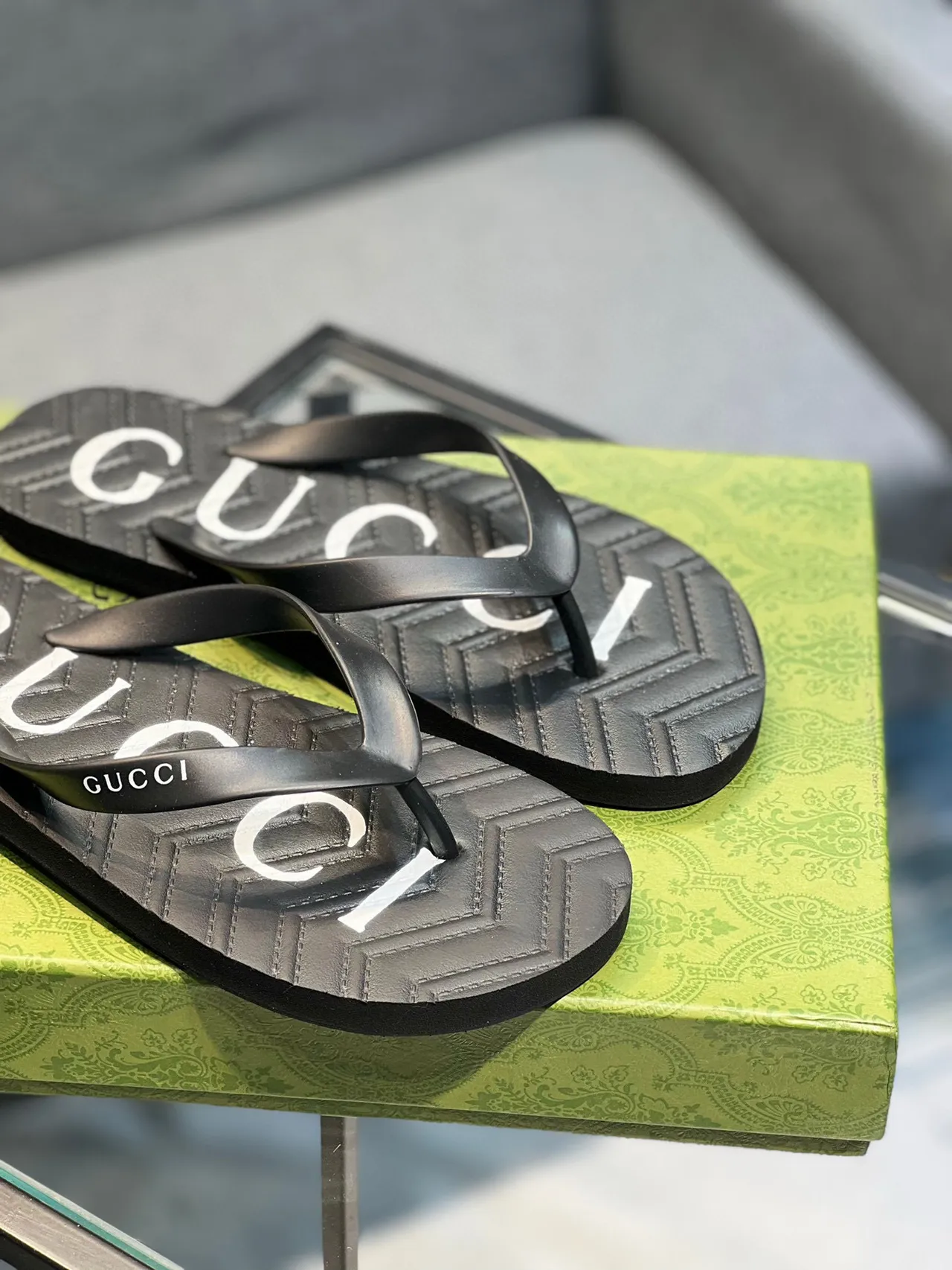 Gucci Logo-Print Zapatilhas Pretas 9