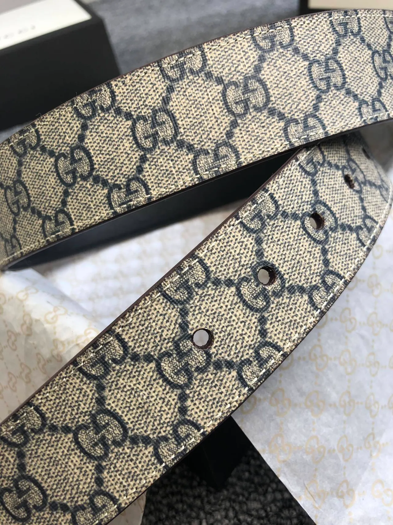 Gucci Ophidia beige noir GG Monogram Canvas Gold-Tone Rectangular Buckle Leather Belt 5