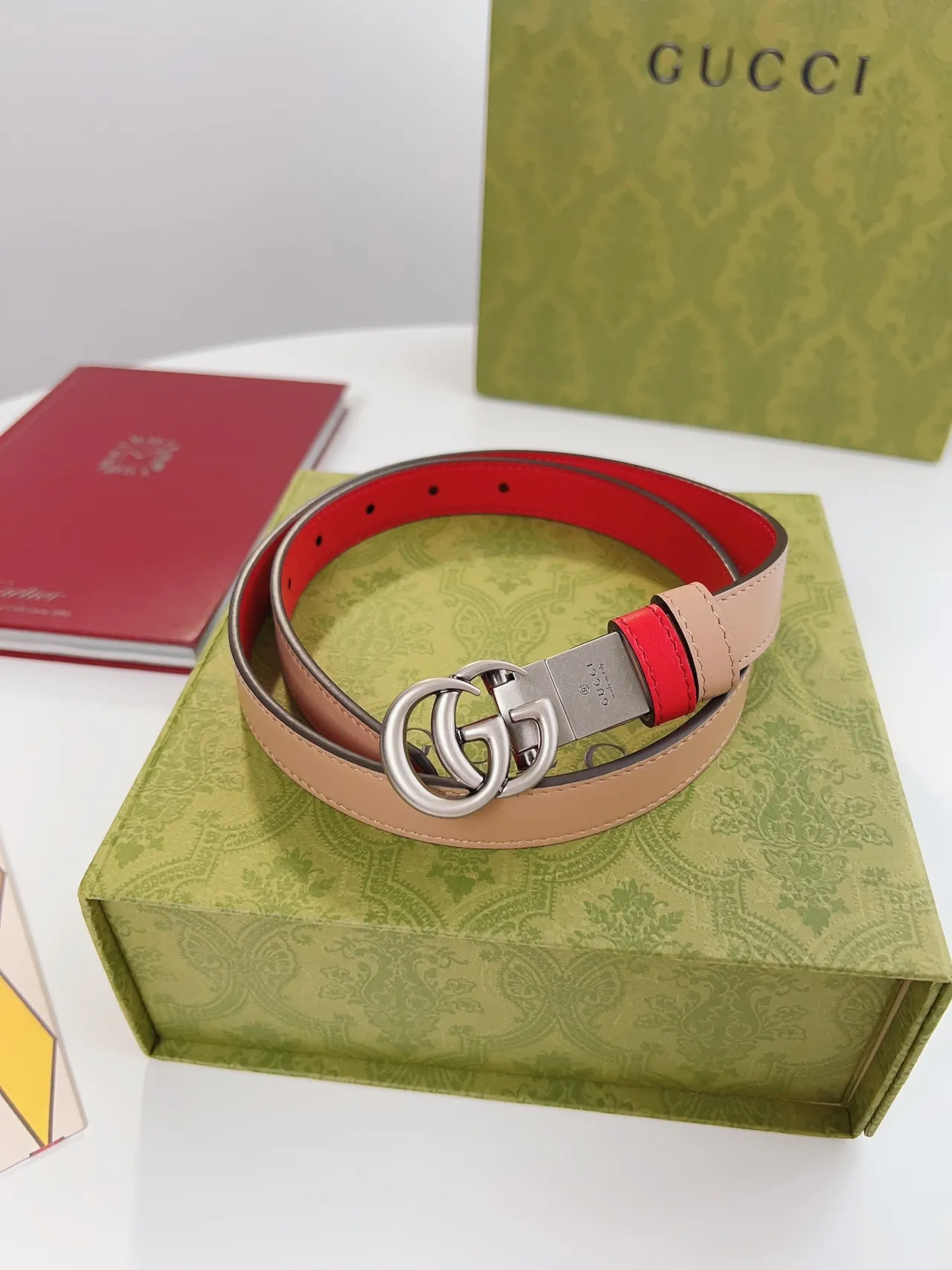 Gucci Ophidia Double G Interlocking Buckle ceinture en cuir rouge et beige 2