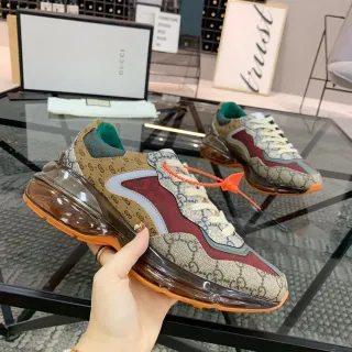 Gucci Rhyton zapatillas chunky beige rojo verde naranja