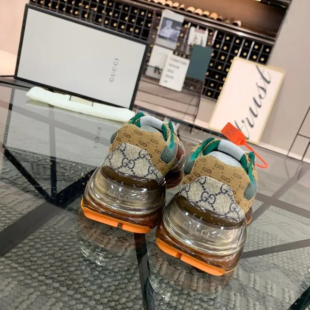 Gucci Rhyton বেইজ লাল সবুজ কমলা চাঙ্কি স্নিকার 8