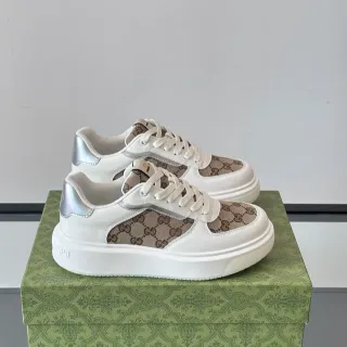 Gucci Rhyton Blanco y Beige GG Monogram zapatillas lifestyle