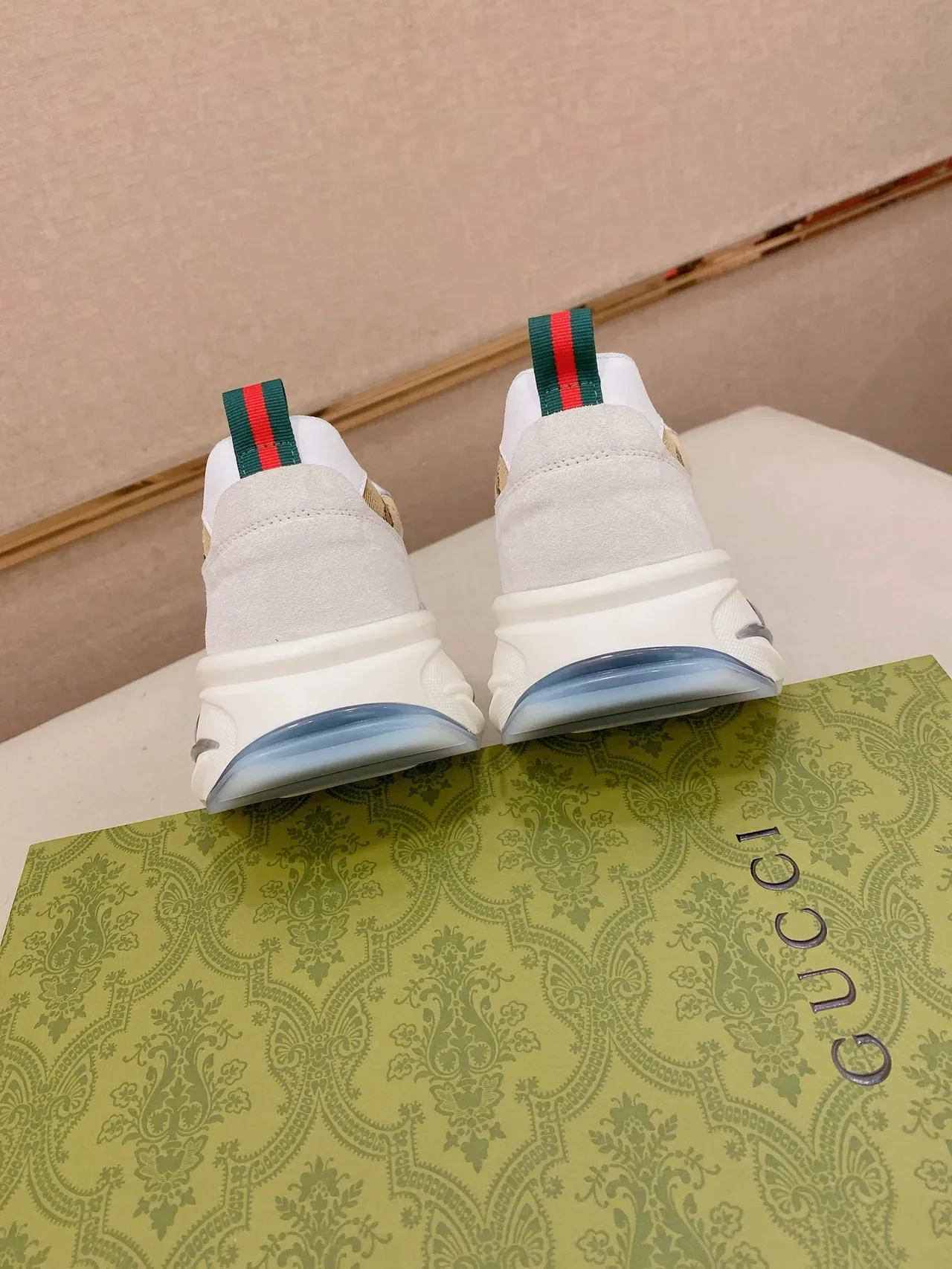 Gucci Screener GG Monogram Beige White Chunky Sneakers 3