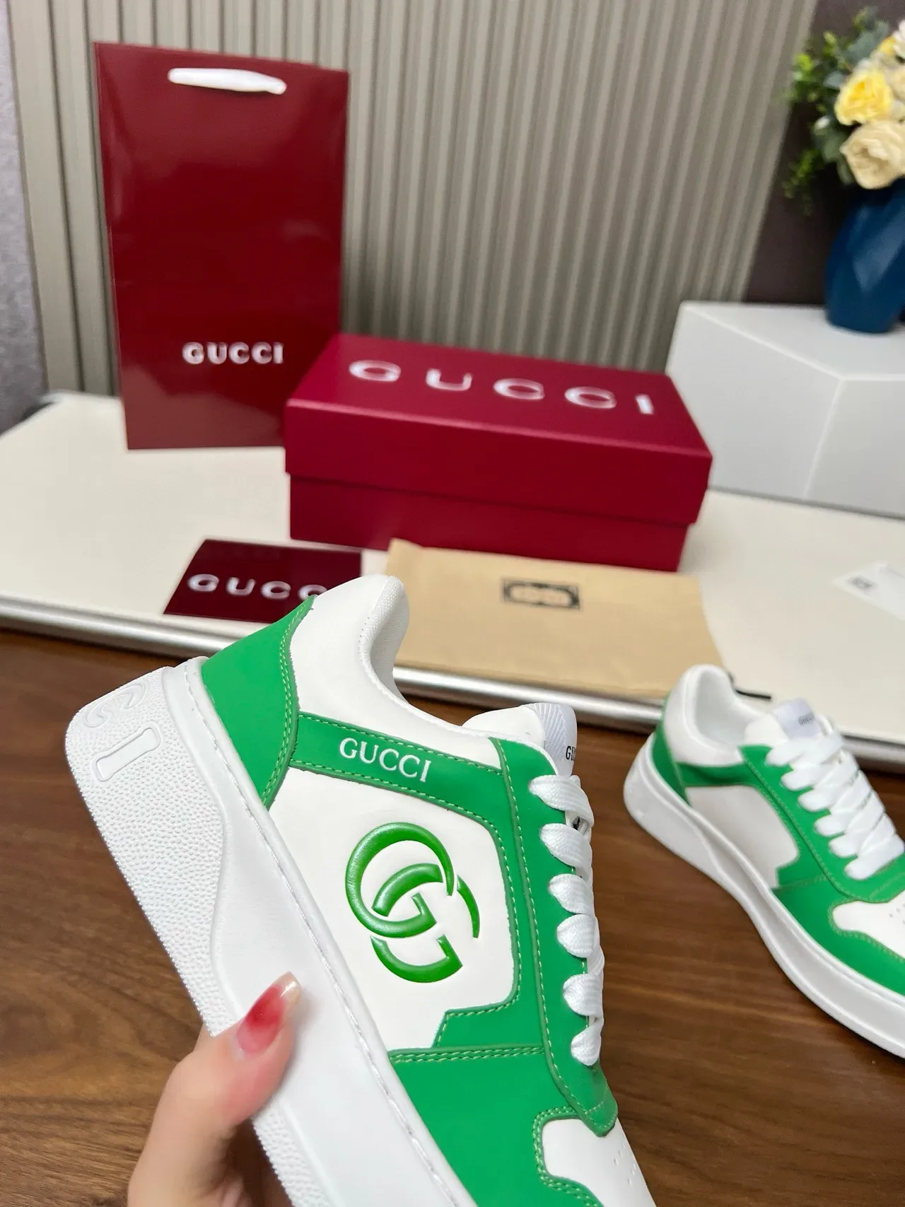 Gucci Screener Green and White Lifestyle Sneakers 2