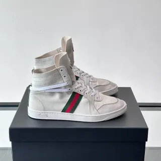 Gucci Screener Zapatillas Lifestyle de Cuero Gris Claro Punta Alta
