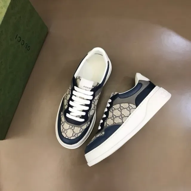 Gucci Screener Navy et Beige GG Monogram Chaussures lifestyle 2