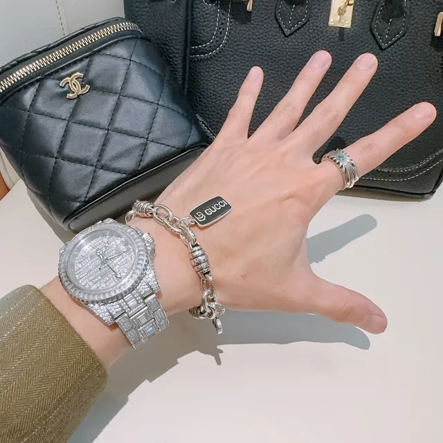 Gucci Silver Black Chunky Chain Link Textured Barrel Connectors Bracelet 8