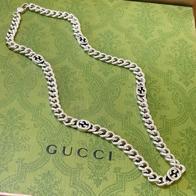 Gucci Silver Black Curb Link Chain Interlocking GG Medallions Necklace 8