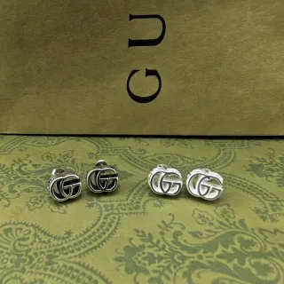Gucci Brincos de prata preto interligados motivo Double-G de metal