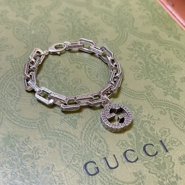 Gucci Silver Black Oxidized Engraved Rectangular Links Bracelet 4