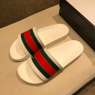 Gucci Slide Branco Vermelho Verde Web Stripe Slippers