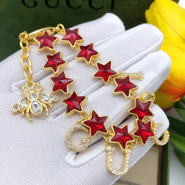 Gucci Estrella y Alfabeto de Cristal Cadena de Oro Rojo Pulsera de Estrellas Facetadas 5