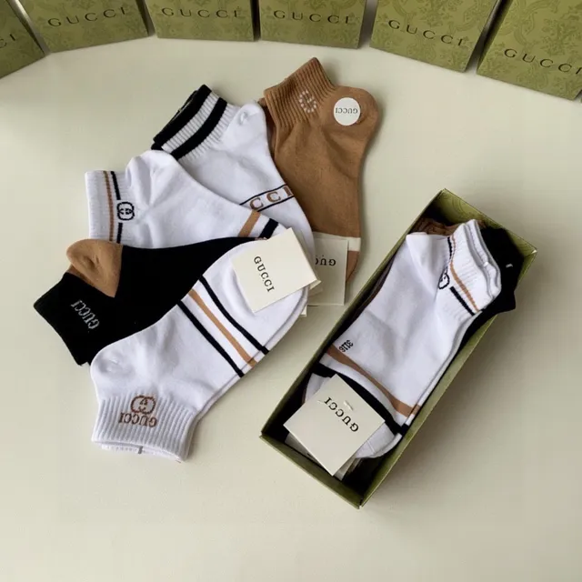 Gucci धारादार লোগো এঙ্কল সক্স 8