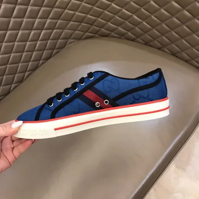 Gucci Tennis 1977 蓝色 GG Monogram Web Stripe 生活方式运动鞋 3