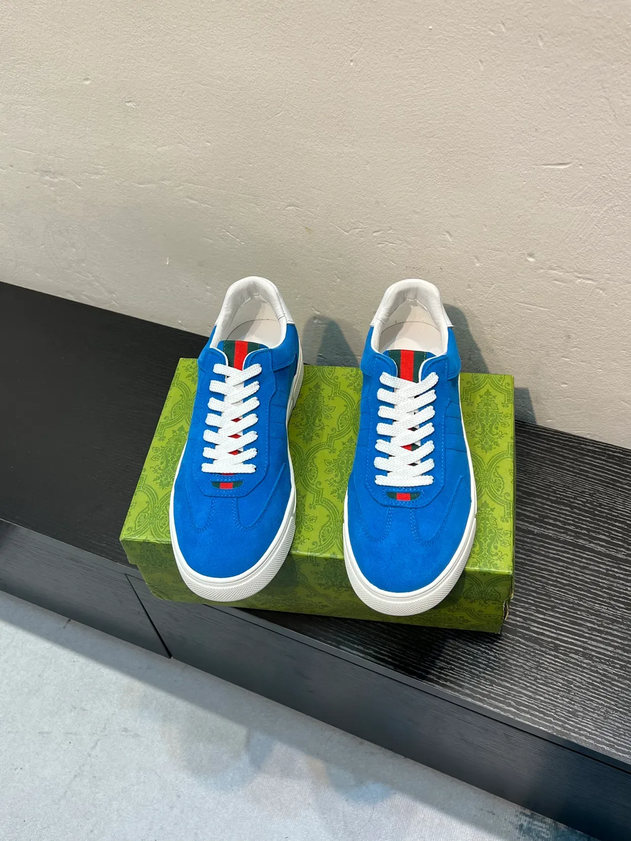 Gucci Tennis 1977 أحذية رياضية أزرق سويد Lifestyle 2