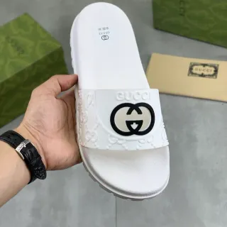 Gucci 白色黑色 Molded Rubber interlocking GG Logo 拖鞋
