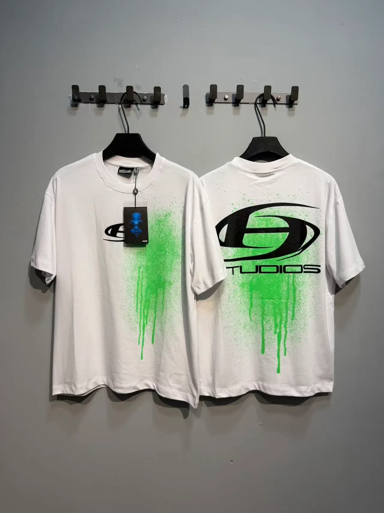 Hellstar Spray-Paint Graphic Logo T-Shirt 9