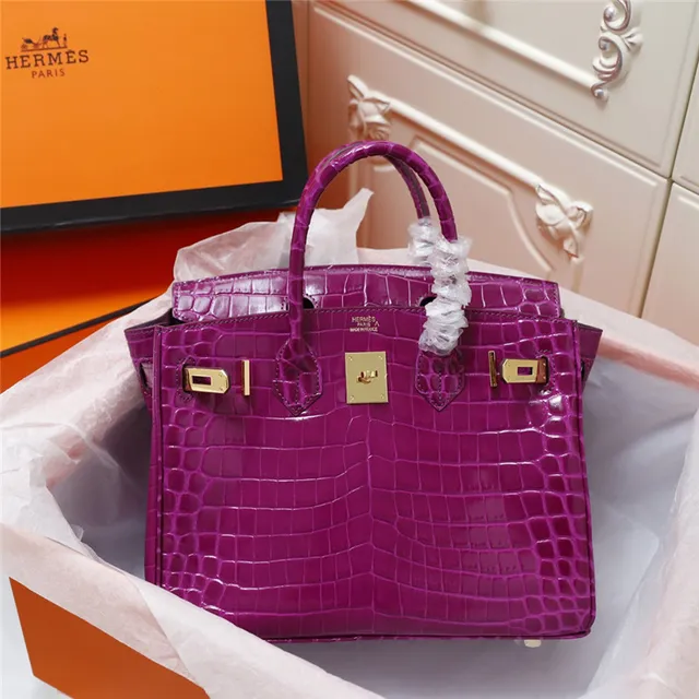 Hermès Birkin চকচকে ক্রোকোডাইল এমবসড কালো গোল্ড হার্ডওয়্যার টোট ব্যাগ 9