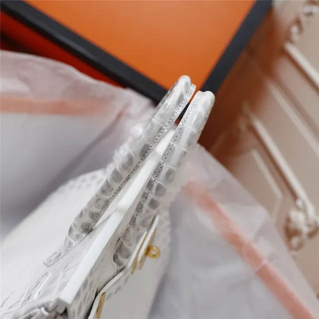 Hermès Birkin চকচকে ক্রোকোডাইল এমবসড কালো গোল্ড হার্ডওয়্যার টোট ব্যাগ 20