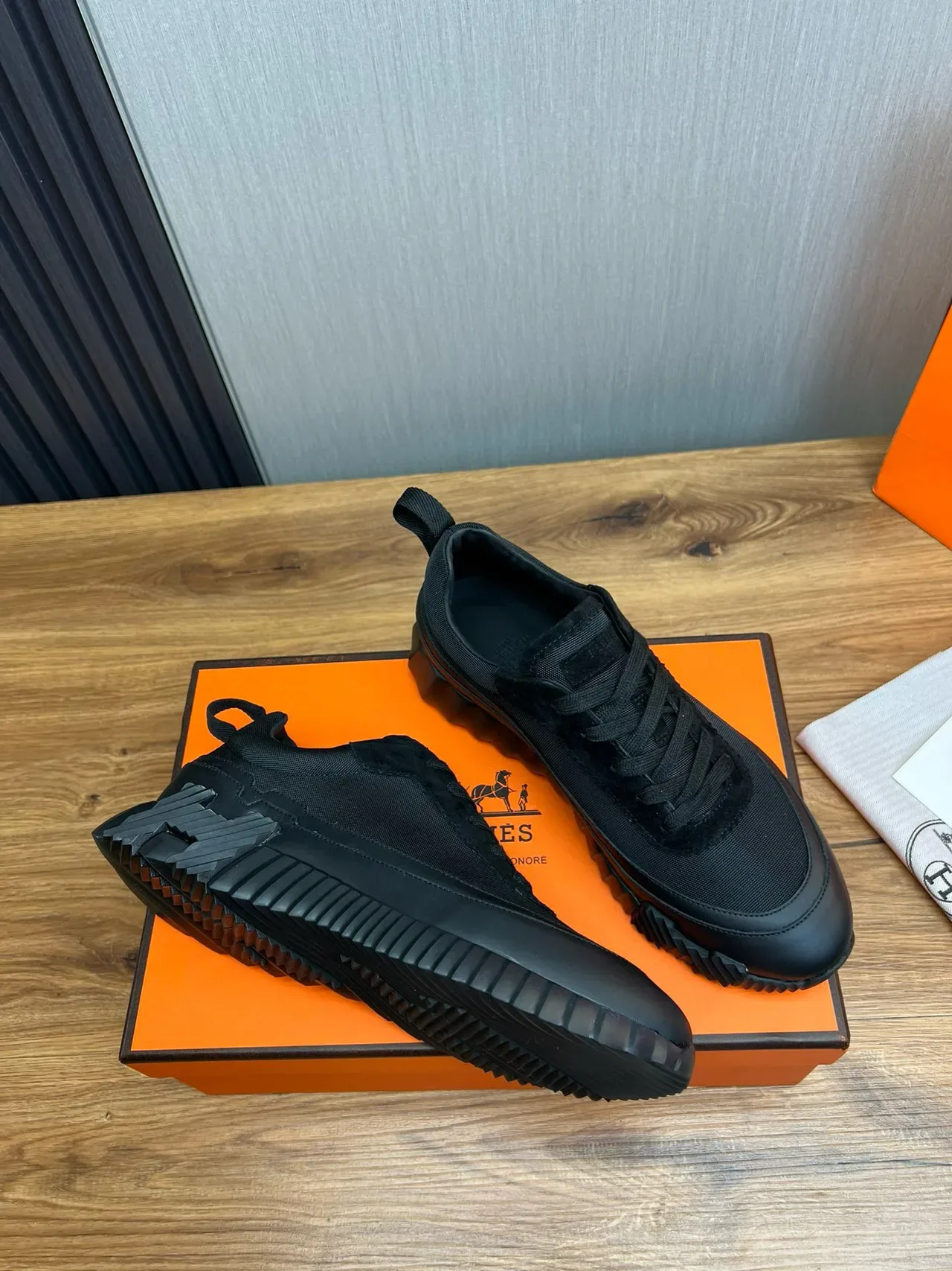 Hermès Black Mesh And Suede Upper Sculpted Ridged Rubber Sole Lifestyle Sneakers 5