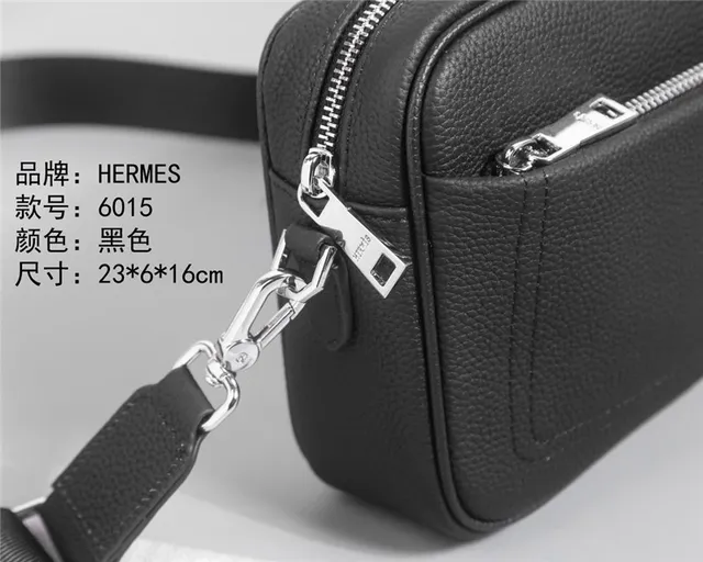 Hermès Bolso cruzado rectangular de cuero negro pebbleado 5