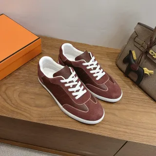Hermès বাদামী সাদা স্যুয়েড এবং চামড়ার প্যানেলিং লেস লাইফস্টাইল স্নিকার্স