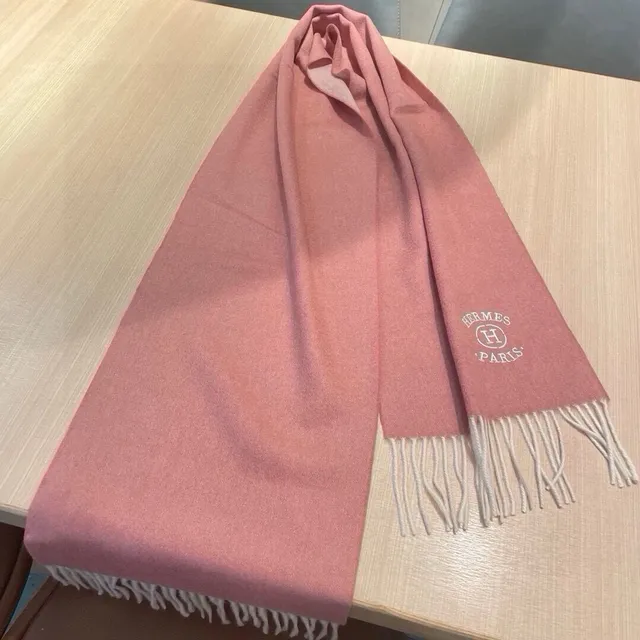 Hermès Embroidered Logo Dusty Pink Cashmere Scarf 2