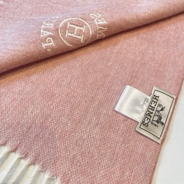 Hermès Embroidered Logo Dusty Pink Cashmere Scarf 4