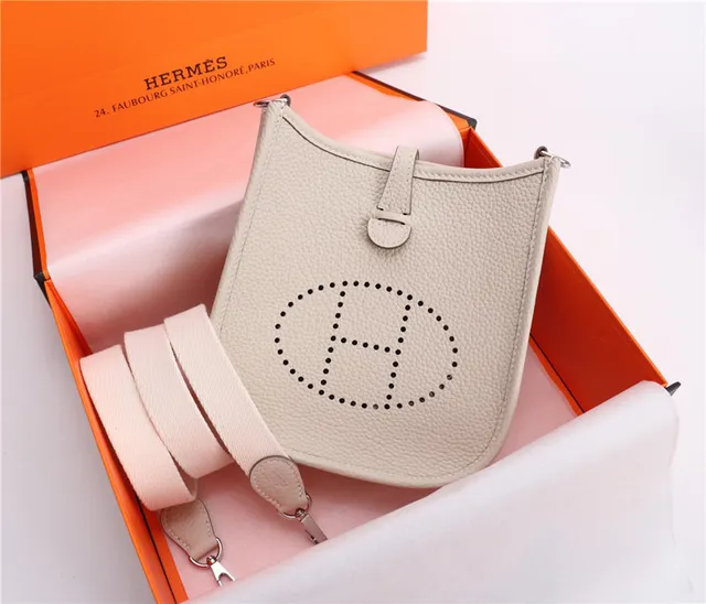 Hermès Evelyne Perforated H Tan कंधे के नीचे का बैग 16