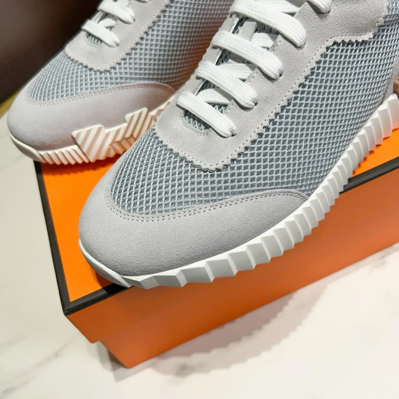 Hermès Gray White Mesh And Suede Upper Zigzag-Patterned Midsole Sneakers 6