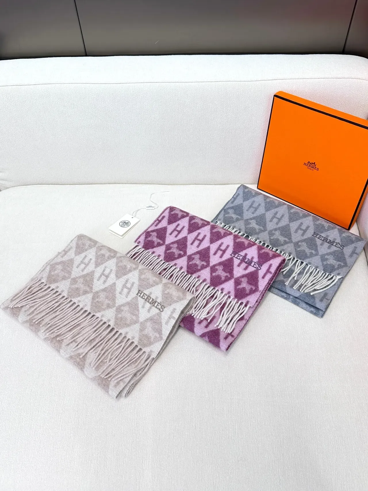 Hermès Monogram-Print Gray and Cream Cashmere Scarf 4