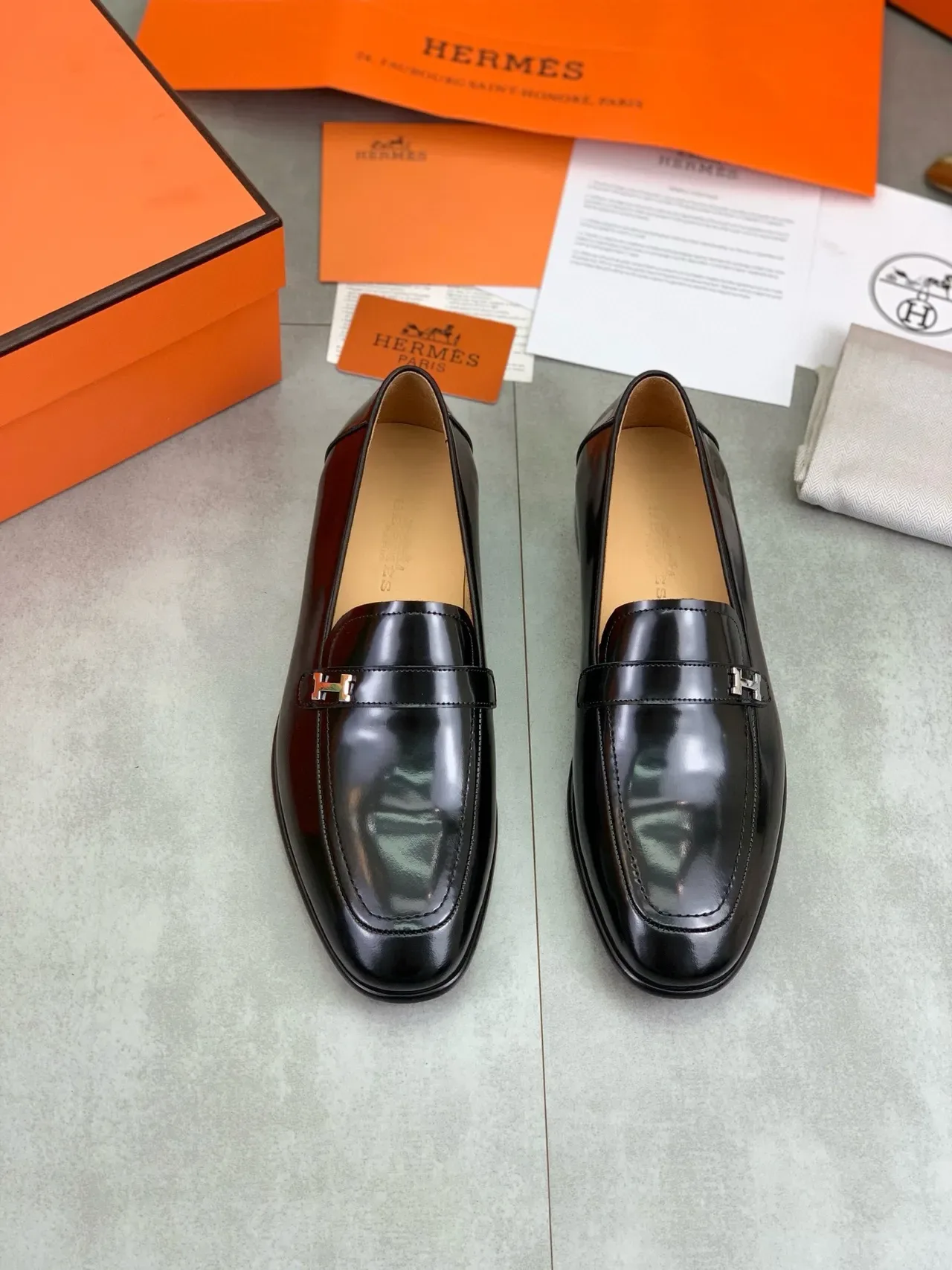 Hermès Oran Black Patent Leather H-Buckle Loafers 5