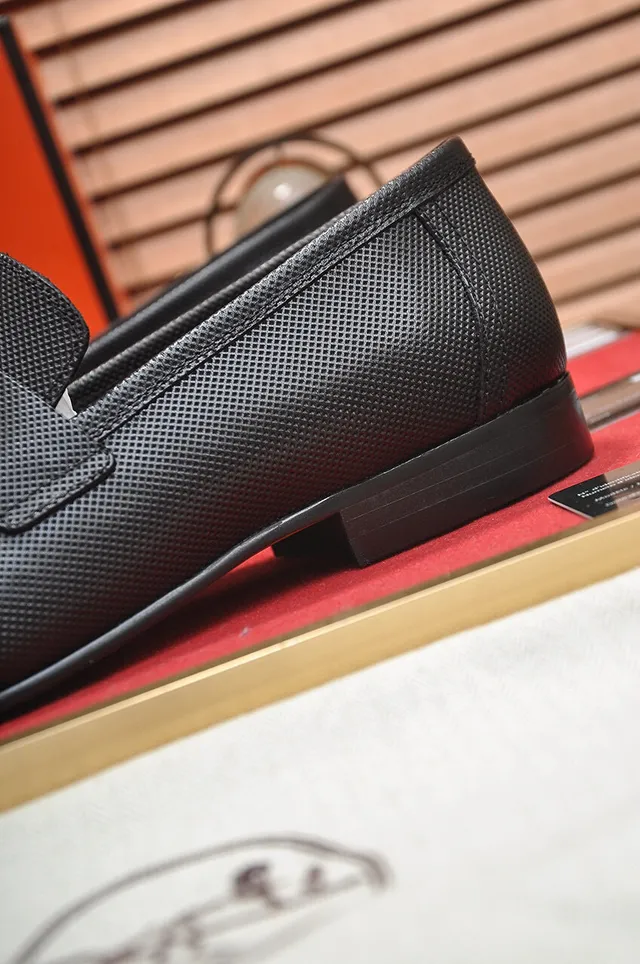 Hermès Oran Noir Cuir Perforé H-Buckle loafers 6