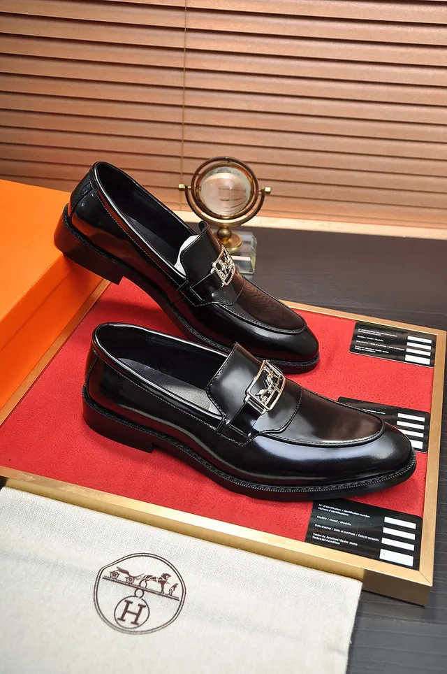 Hermès Oran Black Polished Leather Buckle Loafers 5