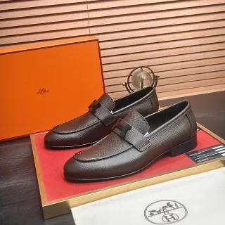 Hermès Oran 乐福鞋 棕色 粒面皮革 H-Buckle 乐福鞋