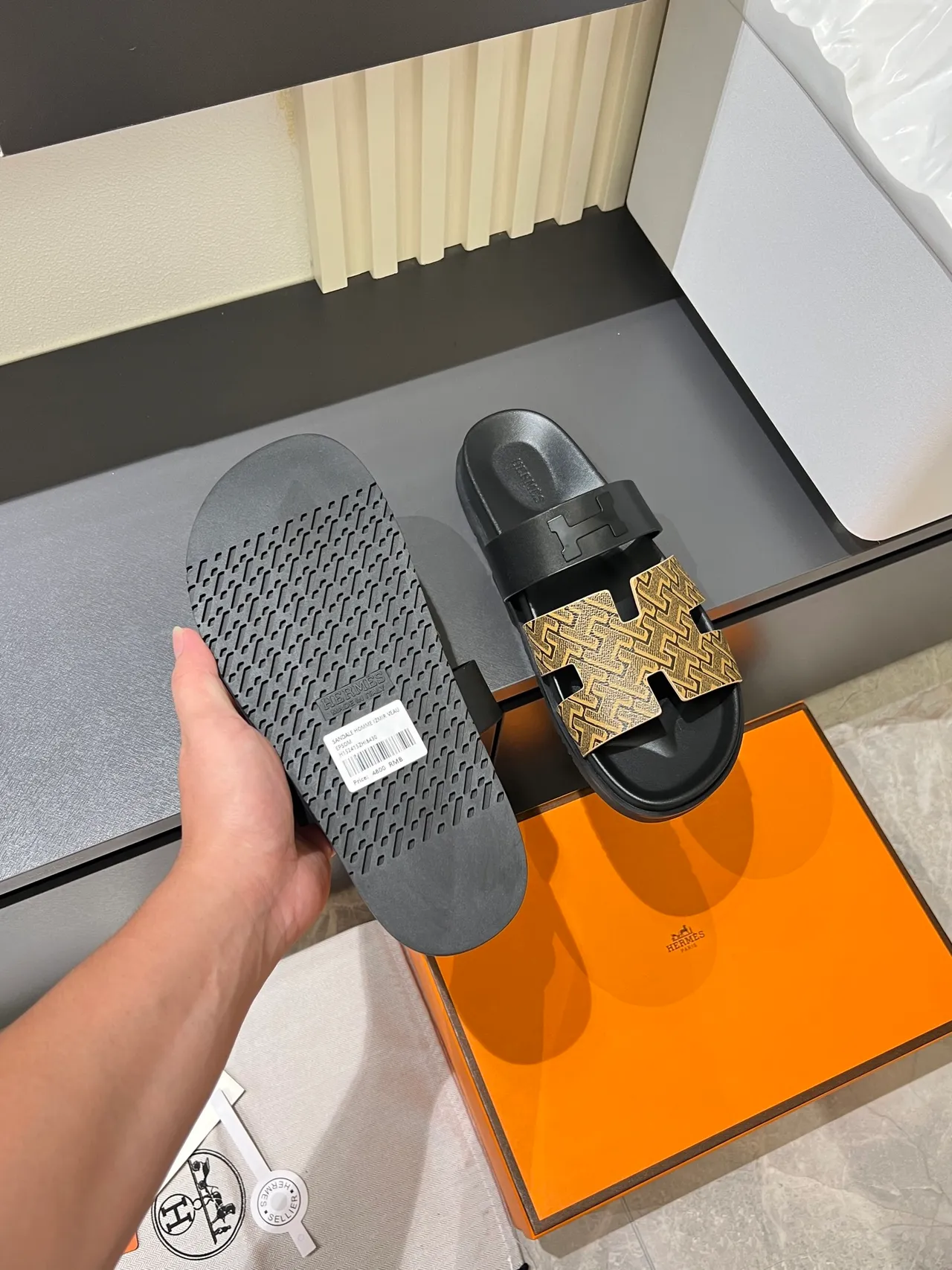 Hermès Oran मोनोग्राम कैनवास H-Logo चप्पल 5