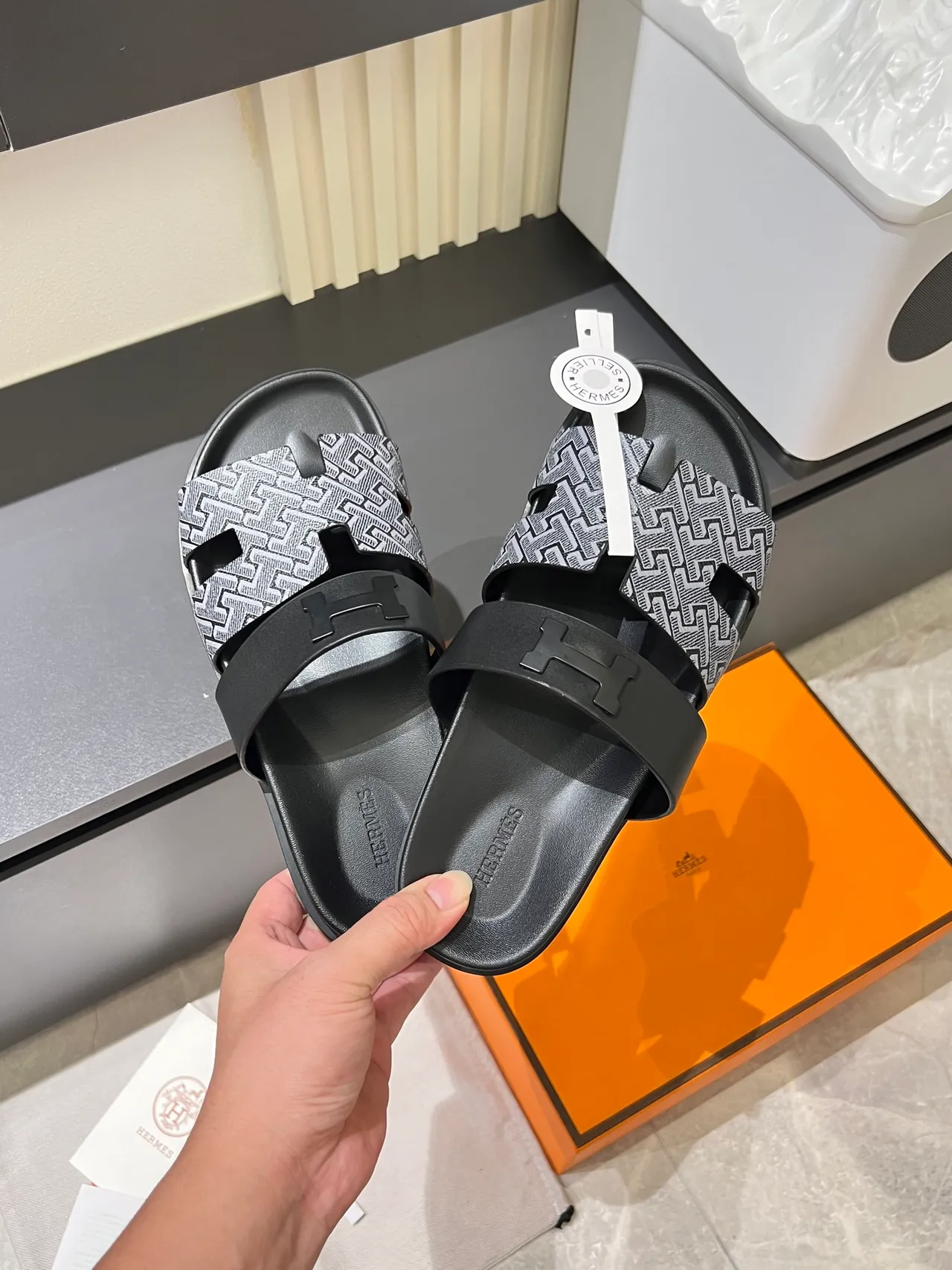 Hermès Oran मोनोग्राम कैनवास H-Logo चप्पल 6