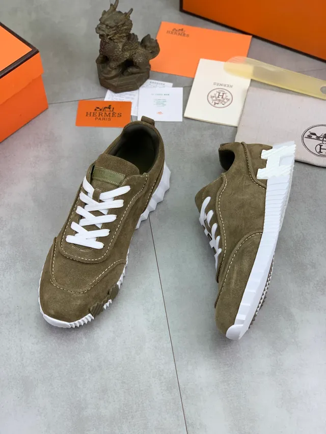 Hermès Oran Sneaker أخضر عسكري أبيض زيتوني سويد علوي قاع منحور حذاء رياضي سميك 5