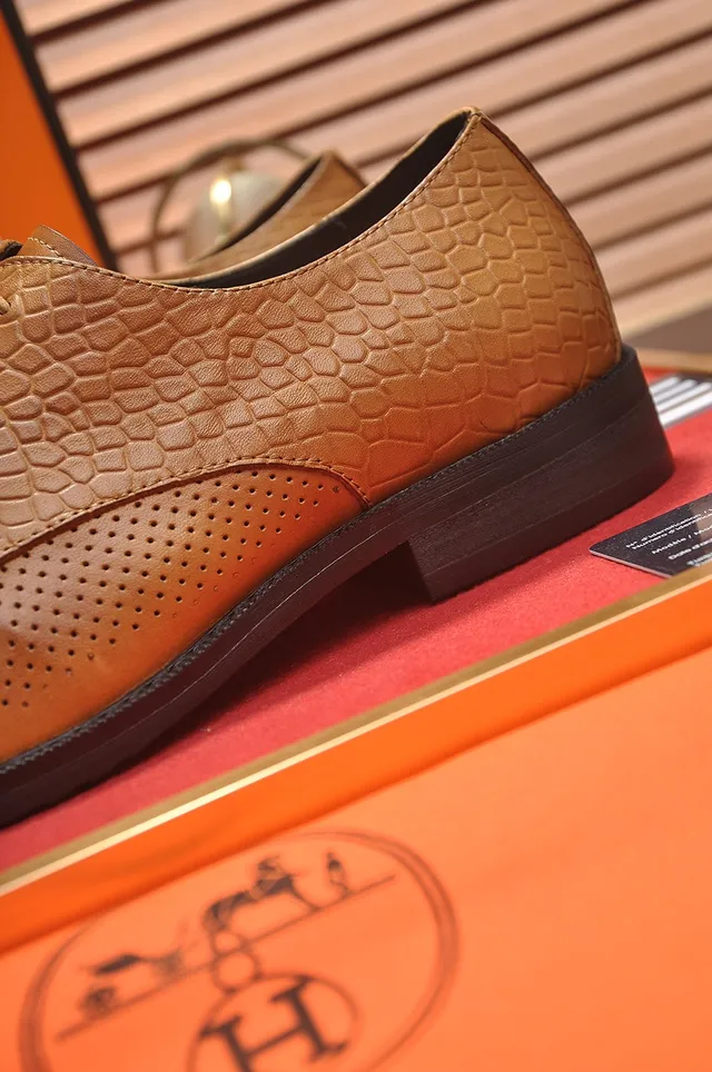 Hermès Perforated Snake-Embossed Tan Oxford Shoes 2