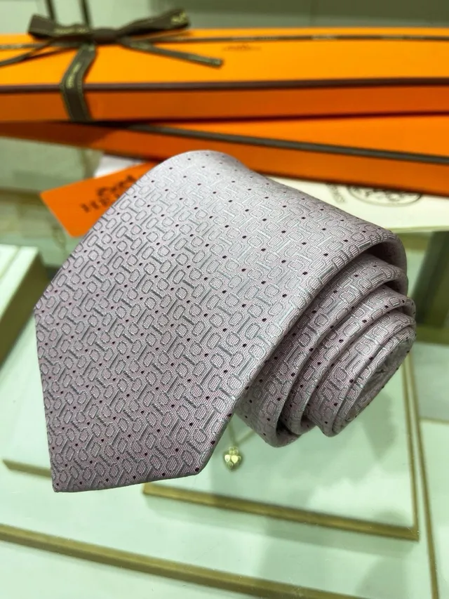Hermès गुलाबी बैंगनी रेशम बुना हुआ ज्यामितिक एच-मोटिफ टाई 5