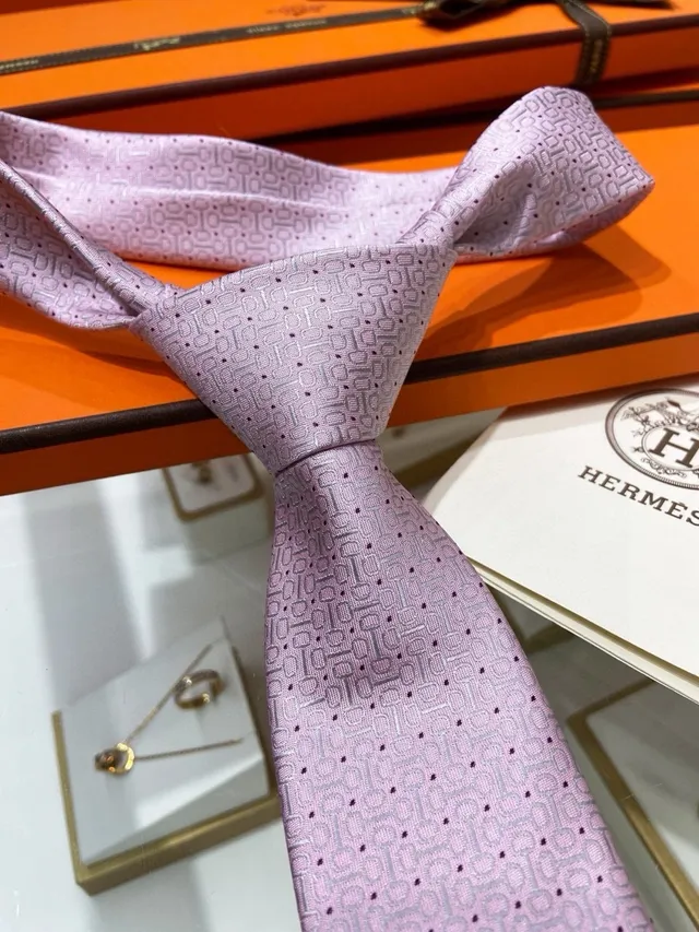 Hermès गुलाबी बैंगनी रेशम बुना हुआ ज्यामितिक एच-मोटिफ टाई 8